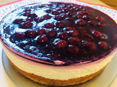 Solche Torten werden von unserer eigenen Küche nur aus den besten Zutaten selbst hergestellt.